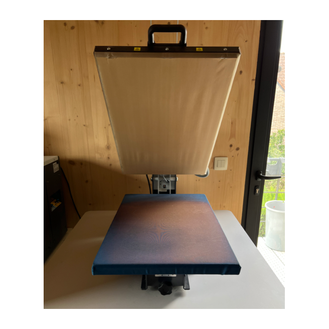 Kit avec Ricoh RI 1000 DTG + Schulze Pretreatmaker IV + Schulze Heat Press DTG 40 x 50 / OCCASION