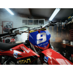 TITAN SLICK SILVER - Super High Tack Airflow Silver Chrome Polymeric Vinyl